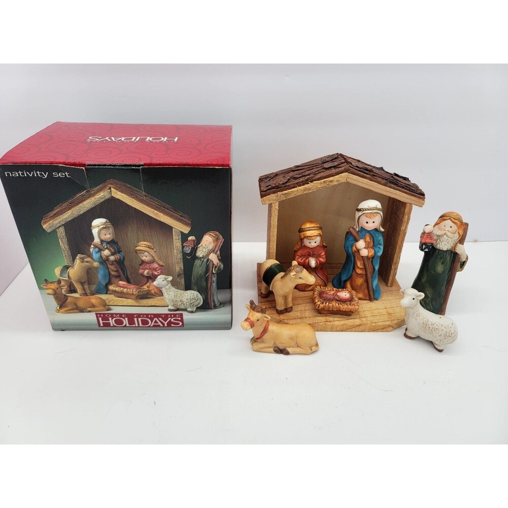 Home For The Holidays 7 Piece Porcelain Nativity Set With Wood Stable 2003
